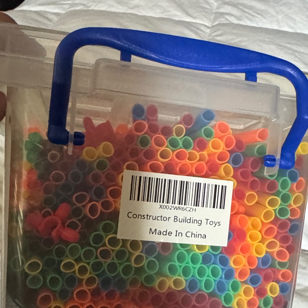 600-Piece Straw Building Set - Multicolor - Picture 7 of 7